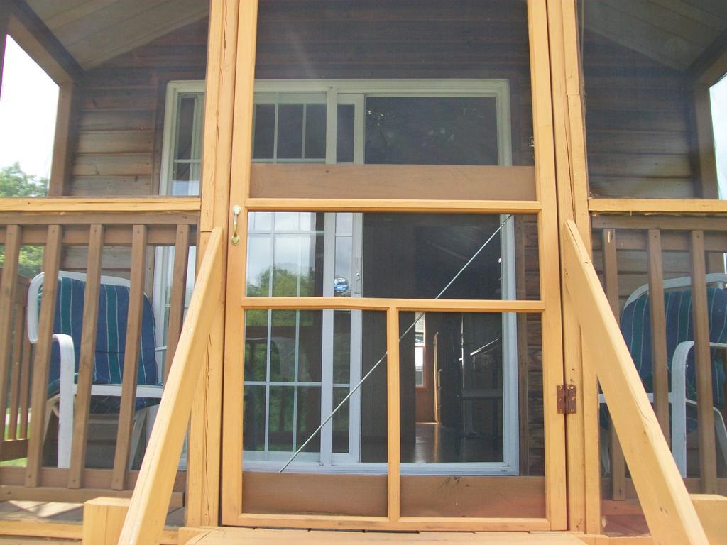 Plymouth Rock Camping Resort Rustic Cabin Elkhart Lake Extérieur photo