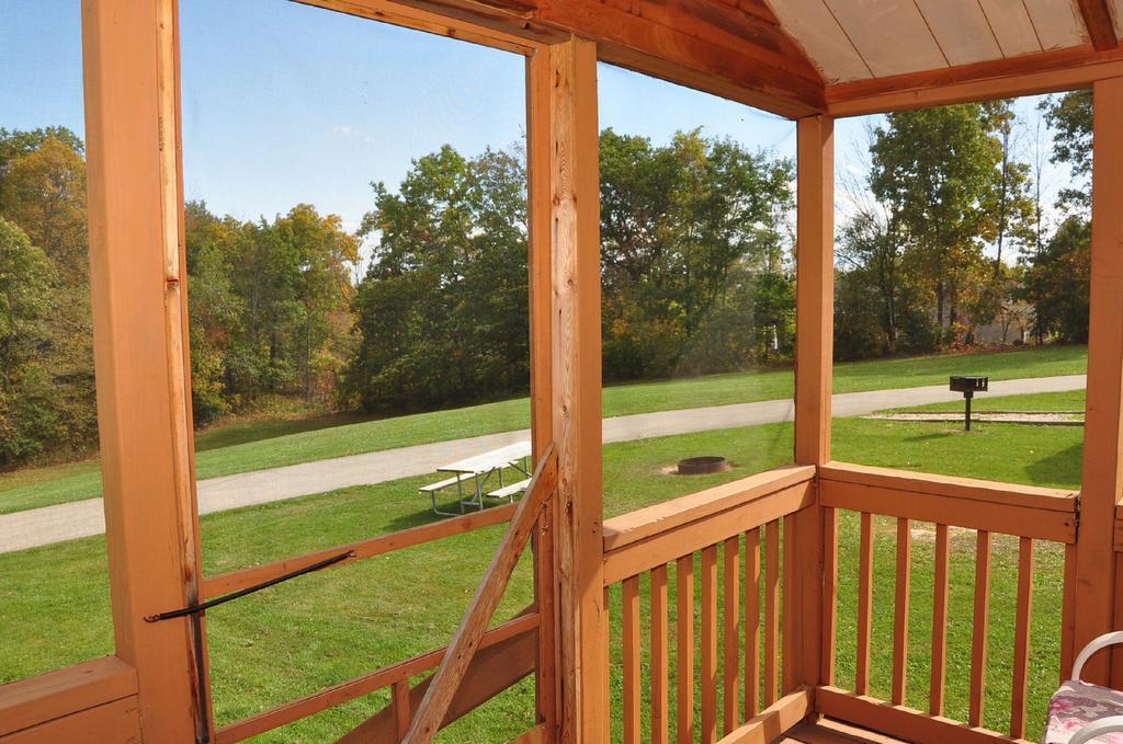 Plymouth Rock Camping Resort Rustic Cabin Elkhart Lake Extérieur photo